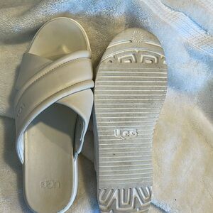 Ugg slides